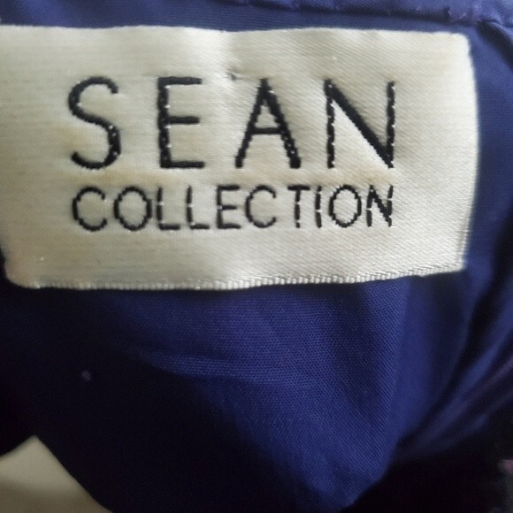 Beaded blue sleeveless sparkle top vintage - Picture 2 of 12